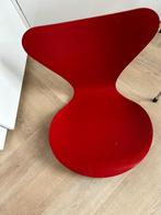 Arne Jacobsen stoel voor de klusser, Huis en Inrichting, Stoelen, Ophalen, Gebruikt, Eén, Rood