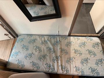 GRATIS 1 pers matras beschikbaar voor biedingen