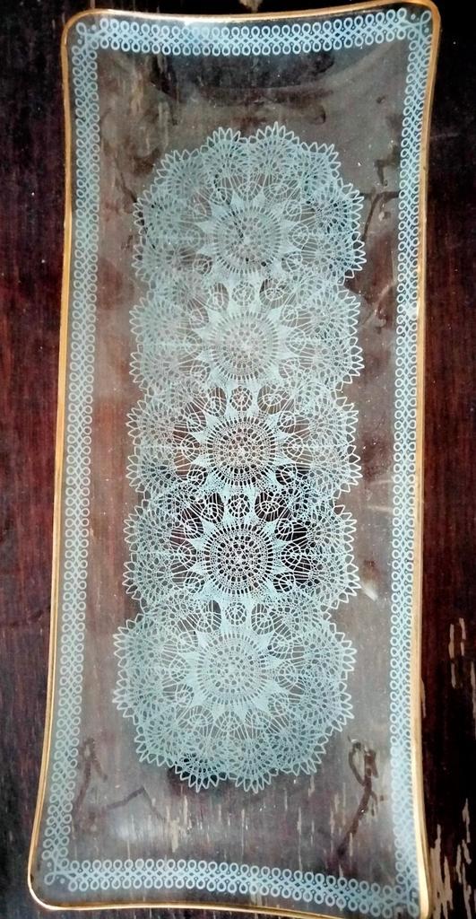Vintage Glazen Schalen met Decoratie, Huis en Inrichting, Woonaccessoires | Schalen en Manden, Gebruikt, Schaal, Rechthoekig, Glas