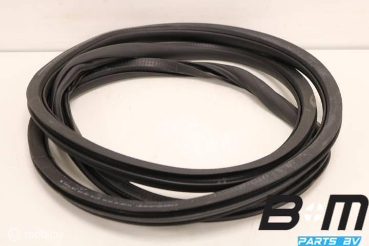 Portierrubber links of rechtsvoor VW Caddy 2K 2K0837911H, Auto-onderdelen, Interieur en Bekleding, Gebruikt