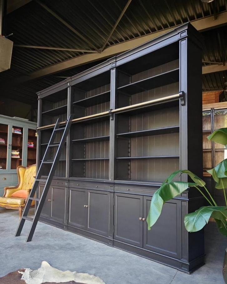 XXL Zwarte boekenkast | Chique Bibliotheekkast |  #343, Huis en Inrichting, Kasten | Boekenkasten, Zo goed als nieuw, 200 cm of meer