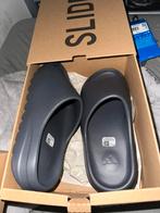 Yeezy slide maat 44.5, Nieuw, Slippers, Adidas, Verzenden