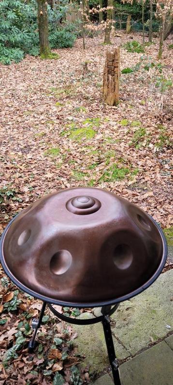 Handpan F2 low pygmy Ember. beschikbaar voor biedingen