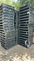 Kunststof pallets, Doe-het-zelf en Verbouw, Kratten en Dozen, Ophalen of Verzenden, Zo goed als nieuw