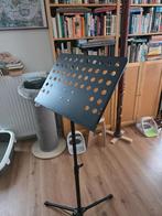 K&M stalen lessenaar, Ophalen, Zo goed als nieuw, Muziekstandaard