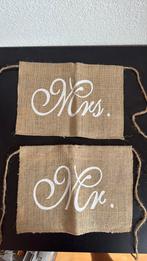 Mr & Mrs Juten stoeldocoratie, Ophalen of Verzenden, Zo goed als nieuw, Wit, Ivoor of Crème, Trouwpak