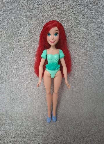 Disney Princess Fashion Doll Ariel beschikbaar voor biedingen