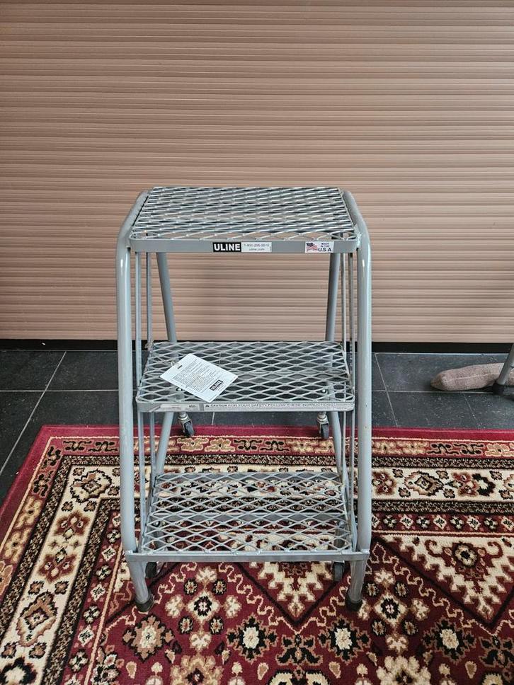 Uline Magazijntrap - 3 Treden - Industriële Kwaliteit, Doe-het-zelf en Verbouw, Ladders en Trappen, Gebruikt, Ophalen