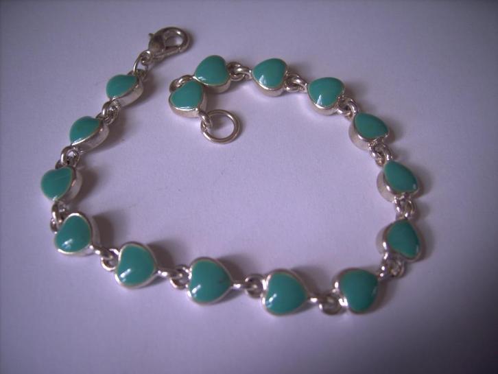 Een mooie Zilverkleurige Armband met Turquoise emaille, Sieraden, Tassen en Uiterlijk, Antieke sieraden, Armband, Overige materialen