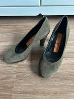 Leger groene leren pump Anna Volodia maat 34, Pumps, Ophalen of Verzenden, Zo goed als nieuw, Anna Volodia