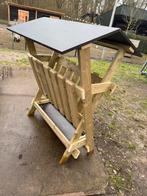 Hooiruif met dak voor geiten, schapen en paarden