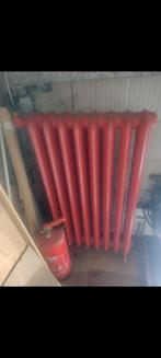 Oude gietijzeren radiateur, 30 tot 80 cm, Radiator, Ophalen of Verzenden, Zo goed als nieuw