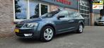 Skoda Octavia Combi 1.2 TSI Greentech Ambition Trekhaak! NAP, Voorwielaandrijving, Gebruikt, 4 cilinders, 620 kg