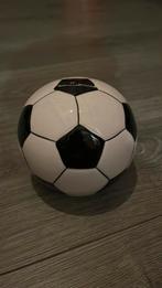 Voetbal spaarpot, Sport en Fitness, Voetbal, Maat XS of kleiner, Ophalen, Zo goed als nieuw, Bal
