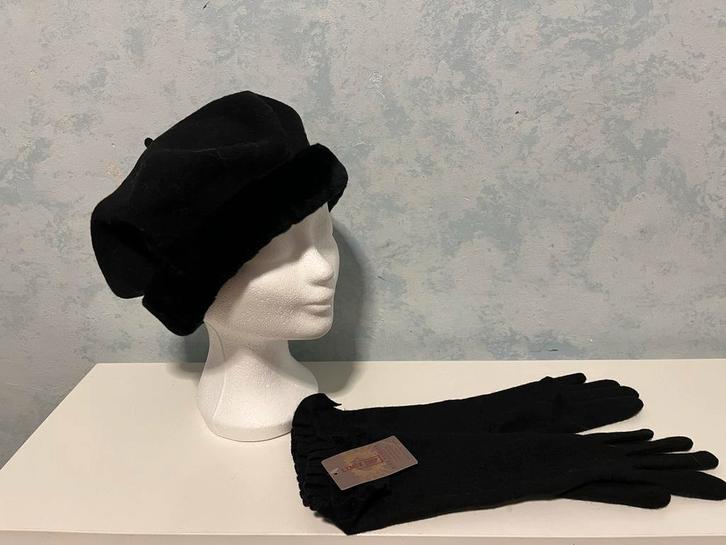 Wol Baret met Echt Bont & Handschoenen - Wolmark, Kleding | Dames, Mutsen, Sjaals en Handschoenen, Nieuw, Muts, Maat 38/40 (M)