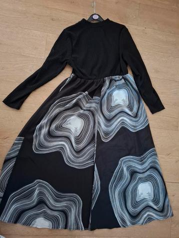 Shein Curve Jurk - Maat XL beschikbaar voor biedingen