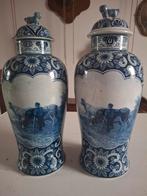 Delfts Blauw Vazen met Deksel - Set van 2, Antiek en Kunst, Antiek | Keramiek en Aardewerk, Ophalen of Verzenden