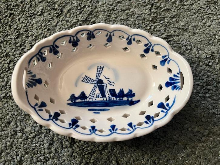 Delfts Blauw Bonbonschaaltje met Molen, Antiek en Kunst, Antiek | Schalen, Ophalen of Verzenden