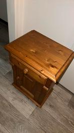 Oud nacht kastje, Ophalen, Minder dan 55 cm, Gebruikt, Rechthoekig