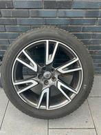 Volvo 19 inch Winterbanden Hankook set 4st, Auto-onderdelen, Banden en Velgen, Gebruikt, Banden en Velgen, Winterbanden, 235 mm