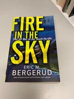 Fire in the sky The air war in the South Pacific, Boeken, Oorlog en Militair, Ophalen of Verzenden, Tweede Wereldoorlog, Gelezen