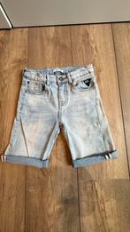 In zeer nette staat licht blauwe jeans short Nik & Nik mt134, Ophalen of Verzenden, Gebruikt, Jongen, Broek