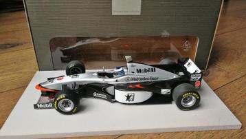 SPECIAL McLaren 4-12 Black Star Hakkinen F1 1/18 Minichamps