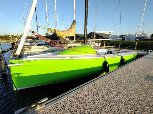 Six by Mantra, Watersport en Boten, Open zeilboten, Gebruikt, Overige typen, 6 meter of meer, Polyester, Buitenboordmotor, Benzine