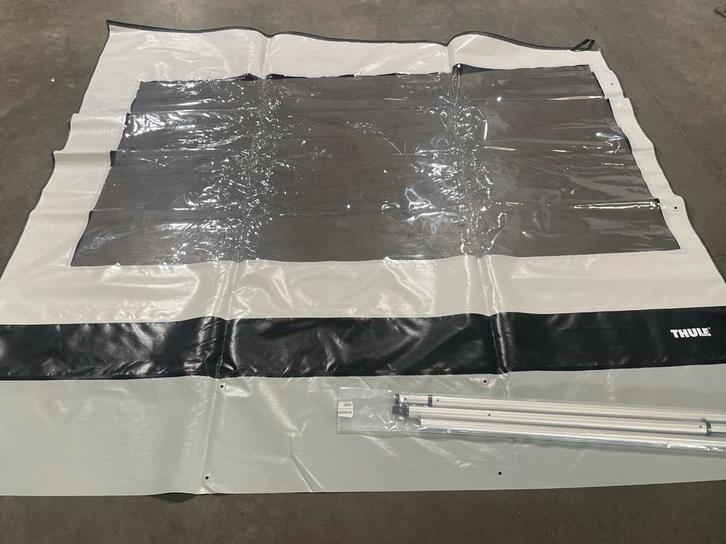 Thule Rain Blocker Side G2 zijwand 300 L, Caravans en Kamperen, Caravan accessoires, Zo goed als nieuw, Ophalen of Verzenden