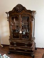 Prachtige antieke vitrinekast massief hout rijk gesneden, Ophalen