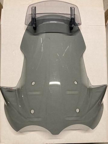 Hoog windscherm / toerruit van Puig voor Moto Guzzi V85TT beschikbaar voor biedingen
