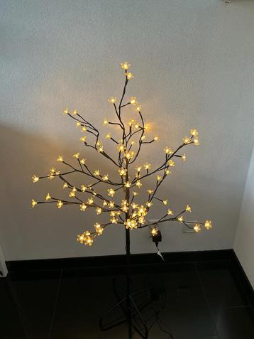 Sfeervolle Bloesemboom met LED Verlichting 1.20 meter. beschikbaar voor biedingen