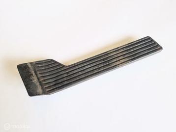 Gaspedaal Volvo 142 144 145 164 675683 beschikbaar voor biedingen