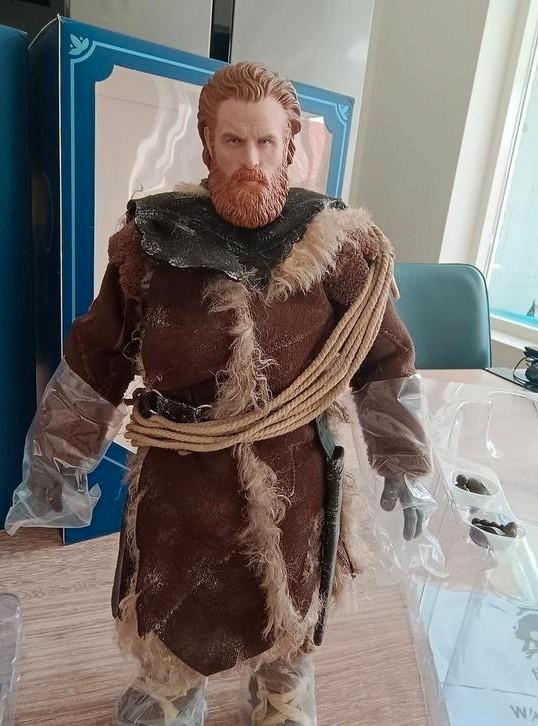 Tormund Giantsbene Threezero Game of Thrones 1:6 schaal, Verzamelen, Film en Tv, Zo goed als nieuw, Actiefiguur of Pop, Ophalen of Verzenden