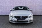 Volvo V60 2.0 T3 Momentum | Navigatie | Stoelverwarming | Cr, 12 maanden, Gebruikt, Euro 6, 4 cilinders