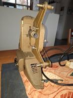 Antieke UNIVERSAL 8 mm projector, Verzamelen, Ophalen, Voor 1940, Projector