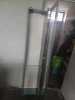 Ikea vitrinekastje, Ophalen of Verzenden, Zo goed als nieuw, Hout, Cd's