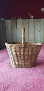 Schattig rieten mandje, Ophalen, Zo goed als nieuw, Rond, Riet