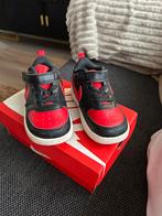 Nike kinderen maat 23,5, Kinderen en Baby's, Kinderkleding | Schoenen en Sokken, Ophalen, Zo goed als nieuw, Jongen of Meisje
