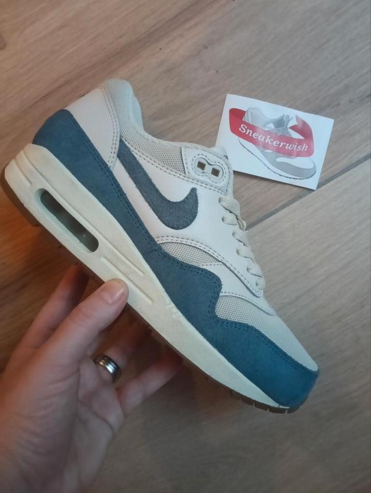 Nike Air Max 1 Essential Light Bone EU 37.5, Kleding | Dames, Schoenen, Nieuw, Sneakers of Gympen, Blauw, Ophalen of Verzenden