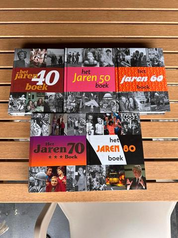 Het Jaren 70 Boek - 5 boeken - jaren 40 - 50 - 60 - 70 - 80 beschikbaar voor biedingen