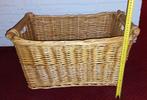 Rieten mand / dekenmand / rechthoekig, Huis en Inrichting, Woonaccessoires | Schalen en Manden, Ophalen, Gebruikt, Mand, Riet