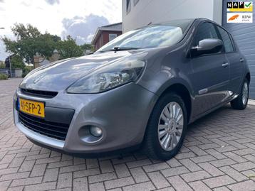 Renault Clio 1.2 Collection/Airco/Cruise-c/1eigenaar/Lmv/Nap beschikbaar voor biedingen