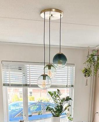 Hanglamp met 3 bollen - Drachten beschikbaar voor biedingen