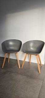 Hay about a chair - 2 stuks - grijs/eiken, Huis en Inrichting, Ophalen, Kunststof, Gebruikt, Twee