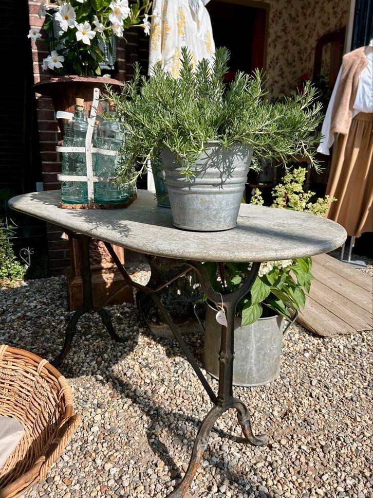 Tuin tafel met stenen blad en smeedijzeren onderstel, Tuin en Terras, Tuintafels, Nieuw, Rechthoekig, Ophalen of Verzenden