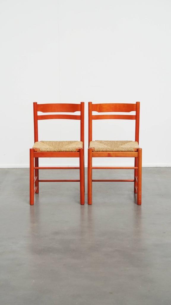 Set van 2 rode vintage houten stoelen uit de jaren ’70, Huis en Inrichting, Stoelen, Gebruikt, Twee, Hout, Riet of Rotan, Rood