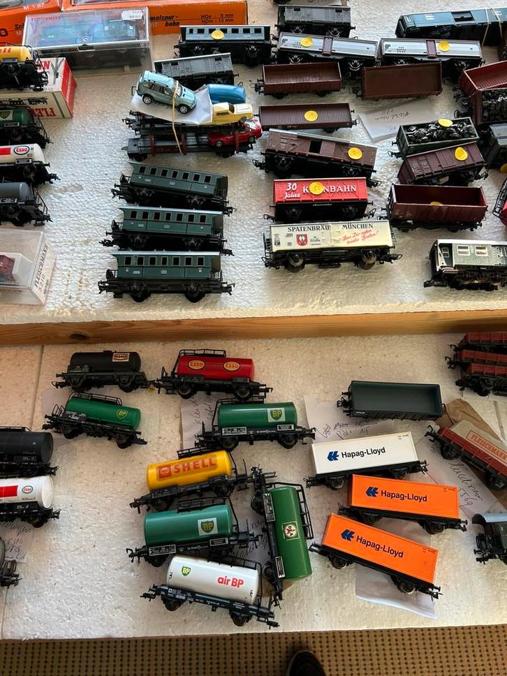 ALLES MOET WEG -WAGONS/LOCS/SET (1), Hobby en Vrije tijd, Modeltreinen | H0, Zo goed als nieuw, Locomotief, Gelijkstroom, Jouef