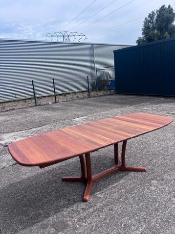 Vintage eettafel teak dyrlund uitschuifbaar deens beschikbaar voor biedingen