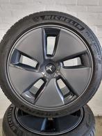 Nette orig. 18" Tesla Model 3 Aero velgen, 6 mm Michelin zom, Ophalen, 18 inch, Gebruikt, Banden en Velgen